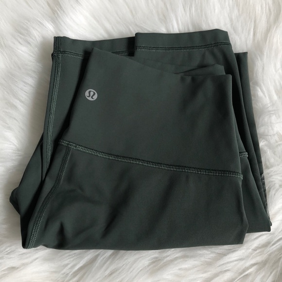 lululemon athletica Pants - Lululemon wunder under